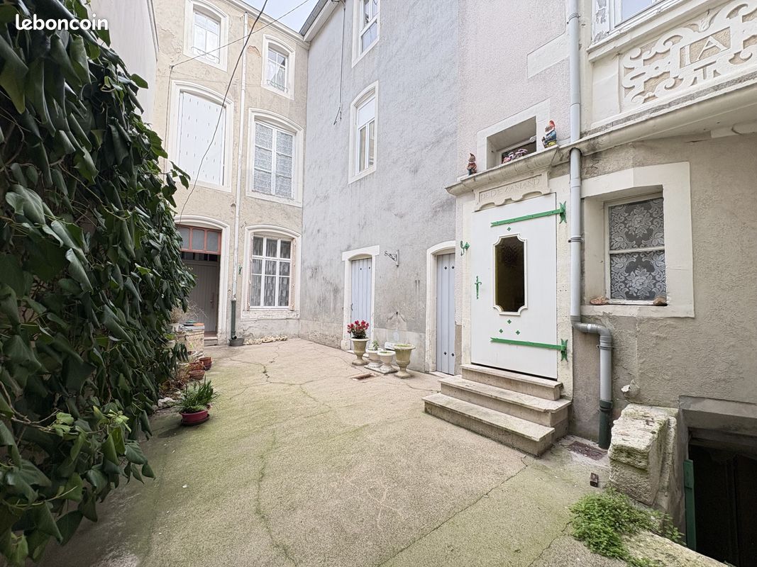 Immeuble 400 m² · à Toul · 400 m² · 127 000 €