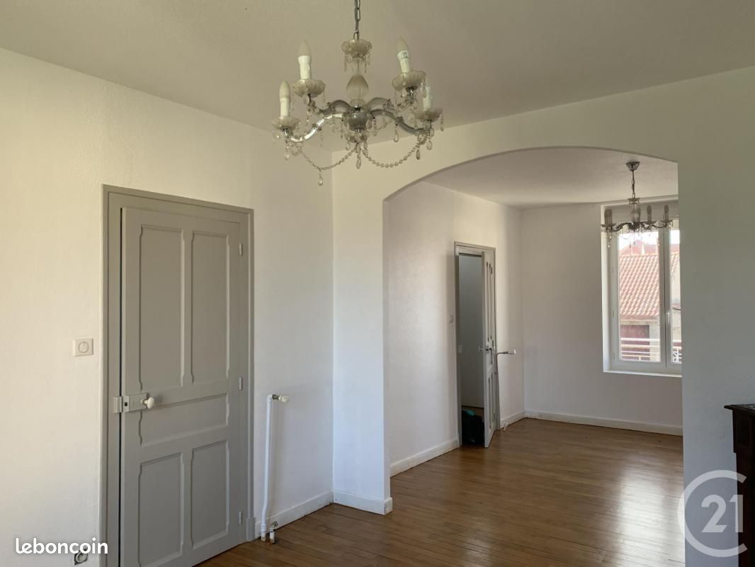 Maison a louer montlucon - 6 pièce(s) - 130 m2 - Surfyn