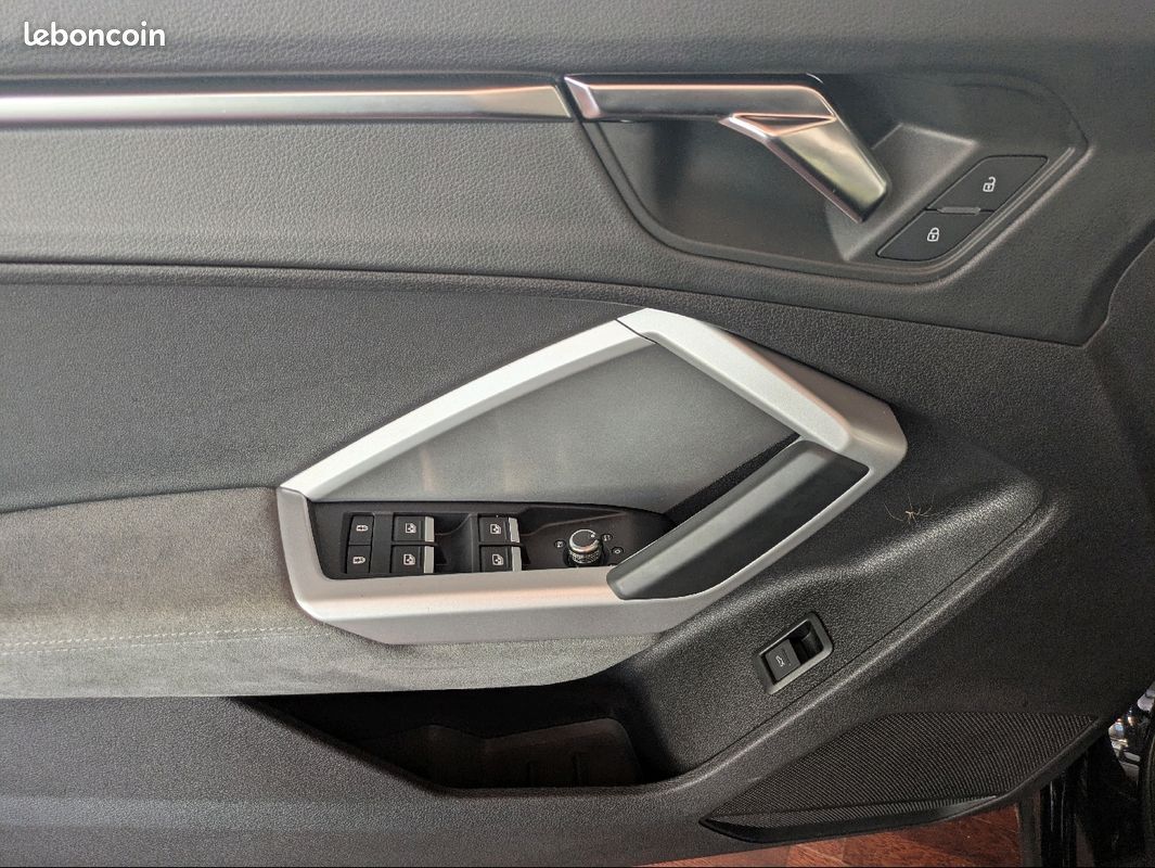 Audi Q3 35 TFSI 150CH MILD HYBRID DESIGN LUXE S TRONIC 7 (image 13)