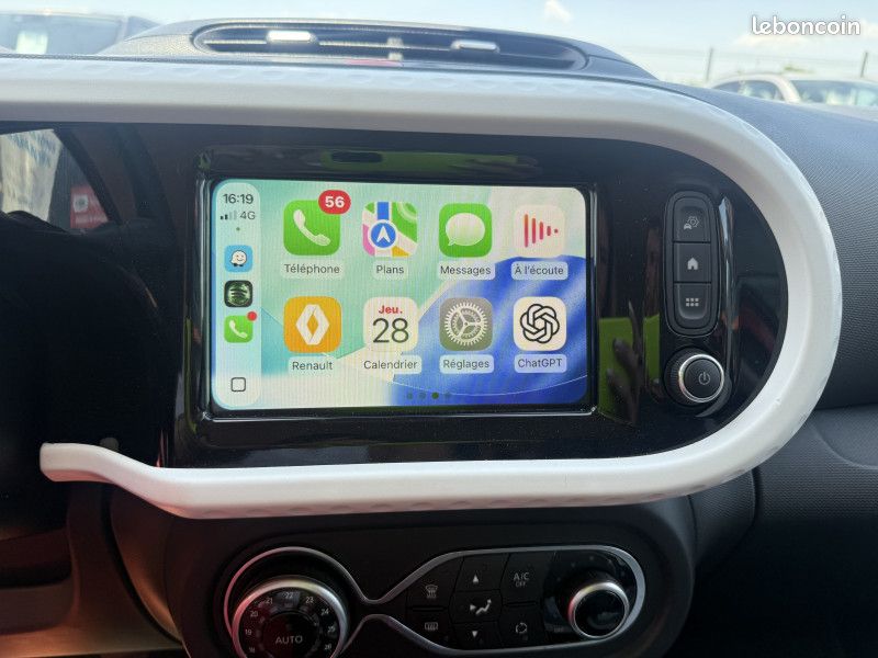 Renault TWINGO III 1.0 SCE 65CH EQUILIBRE (image 21)