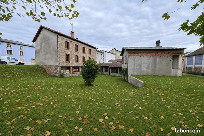 Maison 10 pièces 259 m²