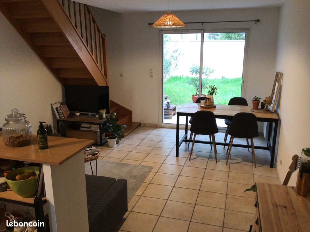 Appartement 2 pièces 55 m² · à Saint-Paul-Trois-Châteaux · 55 m² · 550 €