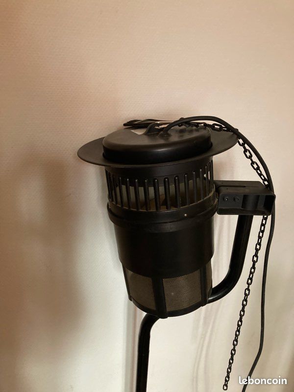 Anti moustique avec socle et ventilation (image 2)