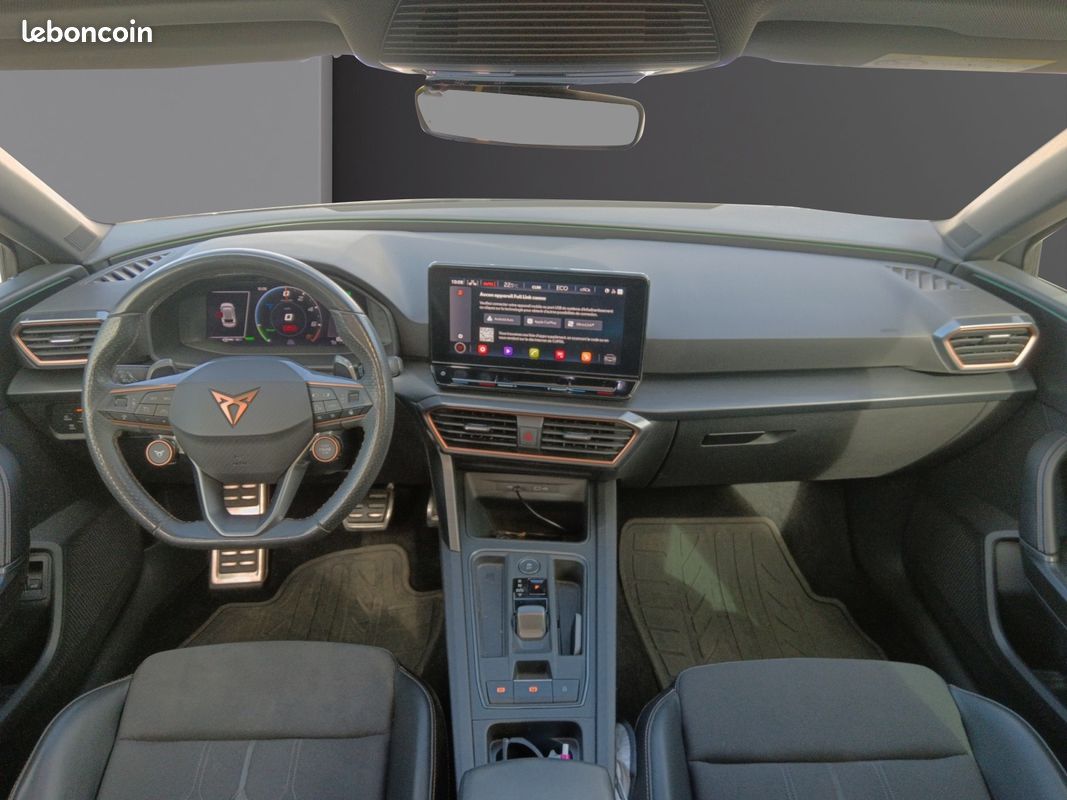 CUPRA LEON SPORTSTOURER 1.4 tsi 245 ch DSG6 VZ toit ouvrant pano (image 2)