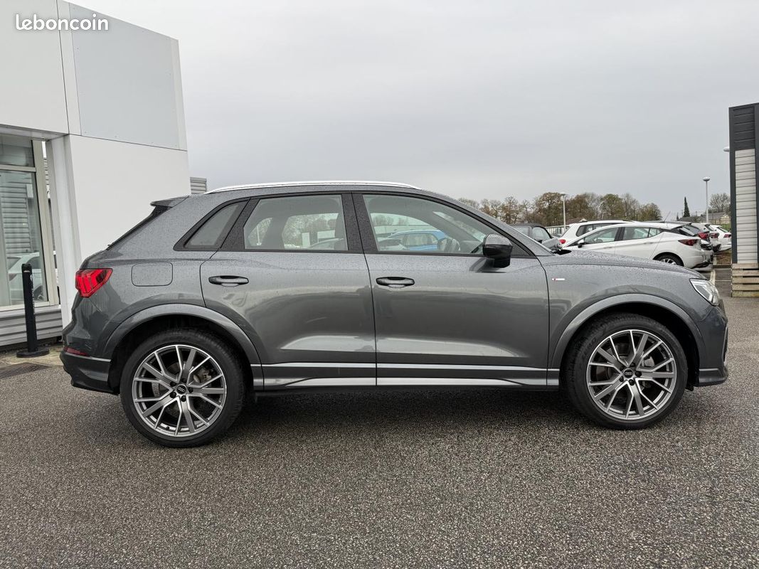 AUDI Q3 45 TFSIe 245 ch S tronic 6 S line (image 6)