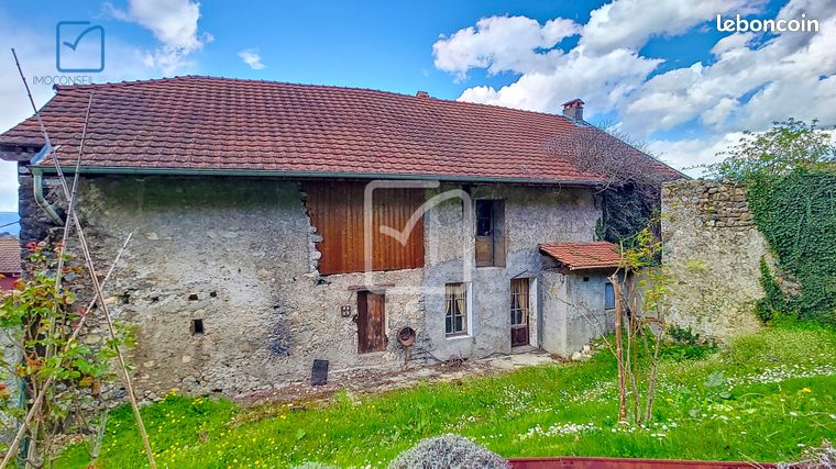 Maison de village 8 pièces 325 m²