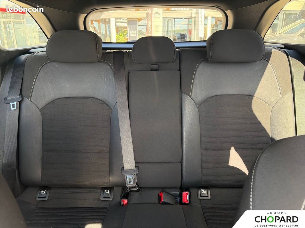 KIA CEED SW 1.5 T-GDi 140 ch BVM6 GT-line (image 19)