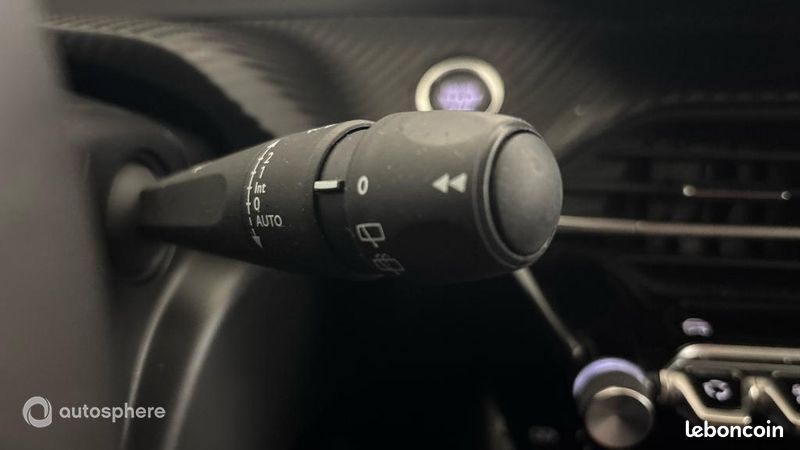 Peugeot 208 1.2 100ch S&S Allure (image 24)