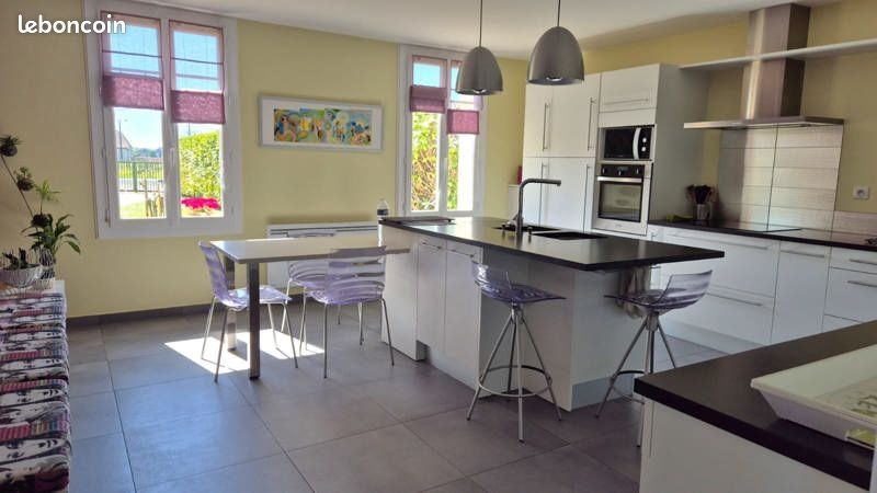 Maison 8 pièces 258 m² (image 3)