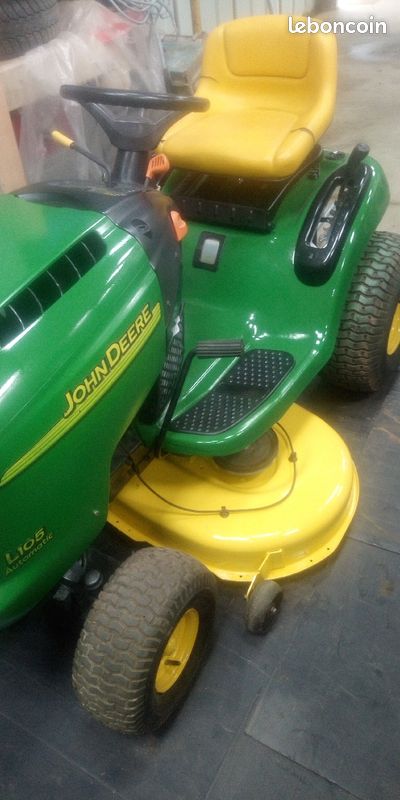 Tracteur tondeuse John Deere (image 2)