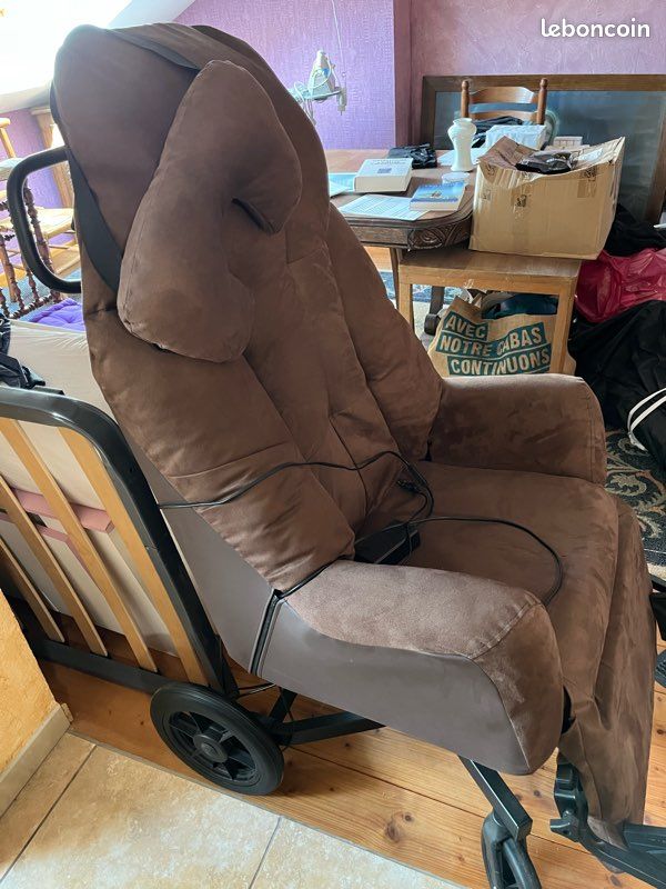 Fauteuil roulant pour intérieur (image 2)