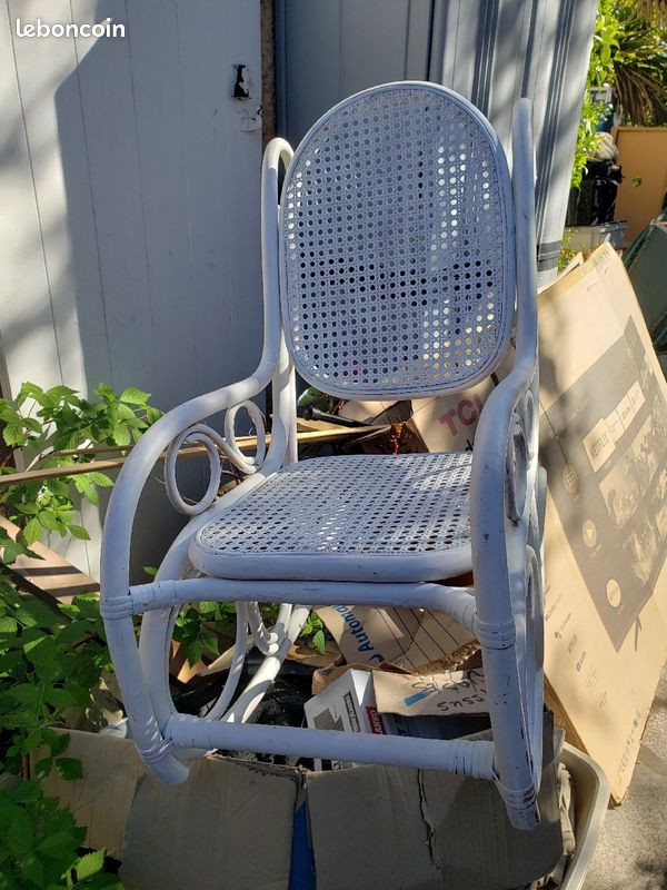 Super chaise à bascule pour enfant en rotin (image 1)