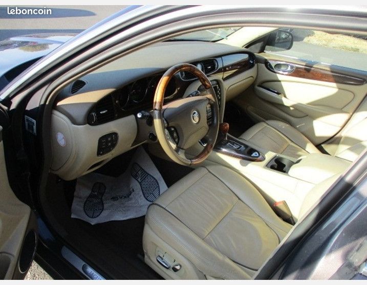 Jaguar XJ8 2.7D V6 BI-TURBO SPIRIT OF LEGEND (image 11)
