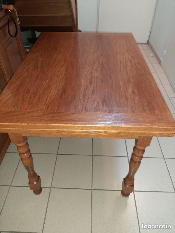 Table salle à manger en chêne (image 1)