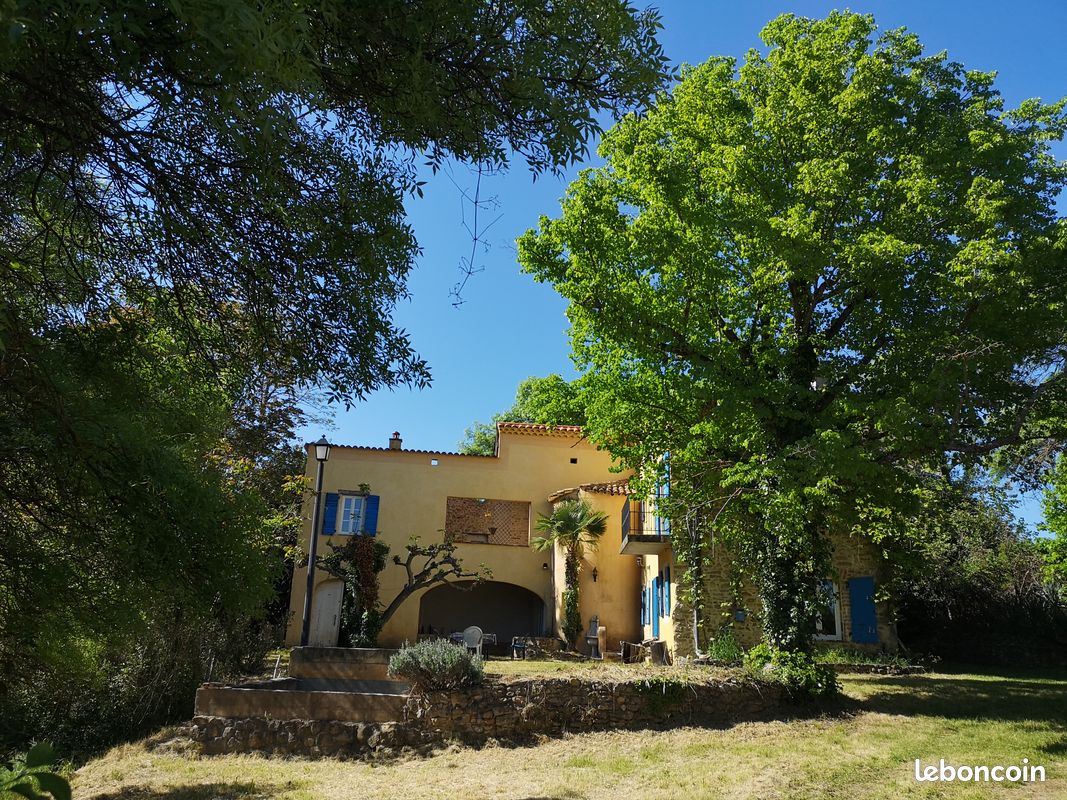 Maison 7 pièces 131 m² · à Boisset-et-Gaujac · 131 m² · 300 000 €