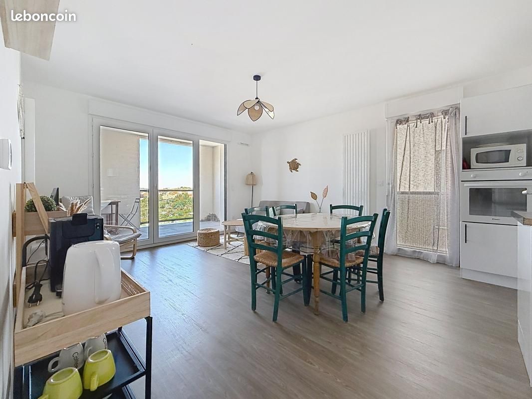 Appartement 2 pièces 45 m² · à La Rochelle · 45 m² · 850 €