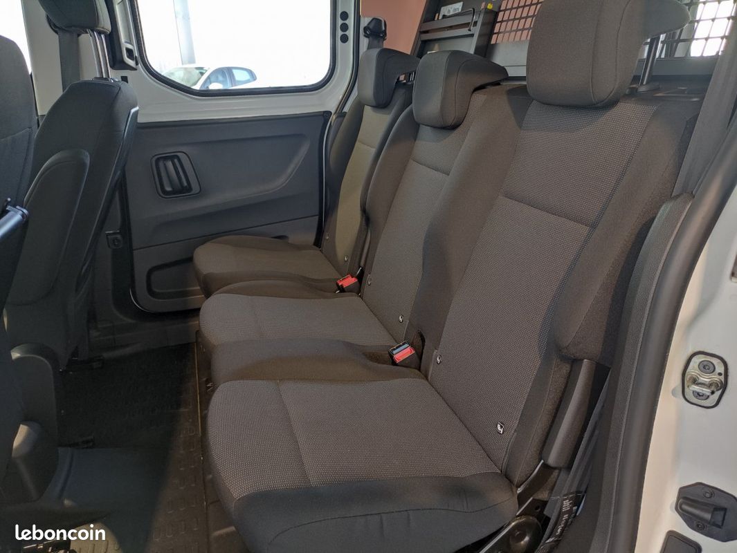 Peugeot Partner (3) BLUEHDI 100 LONG Cabine App (image 8)