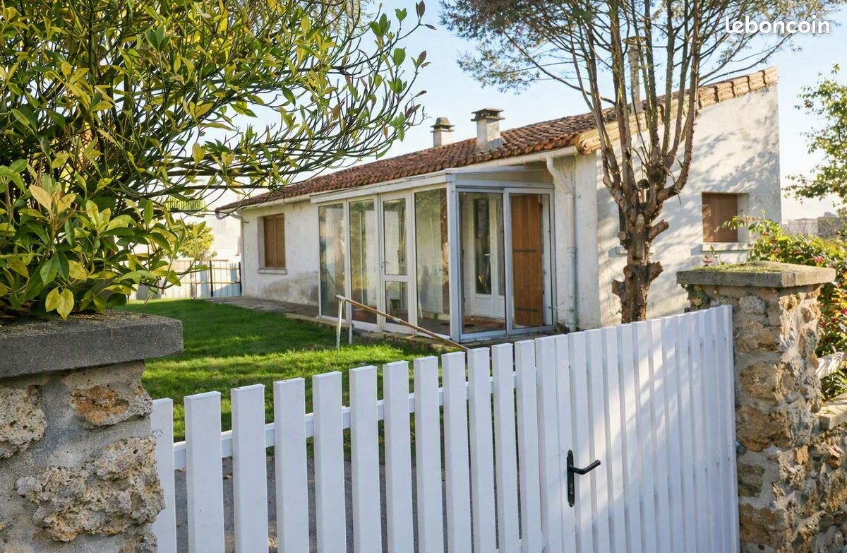 Maison 2 pièces 40 m² · au Plessis-Robinson · 40 m² · 496 000 €