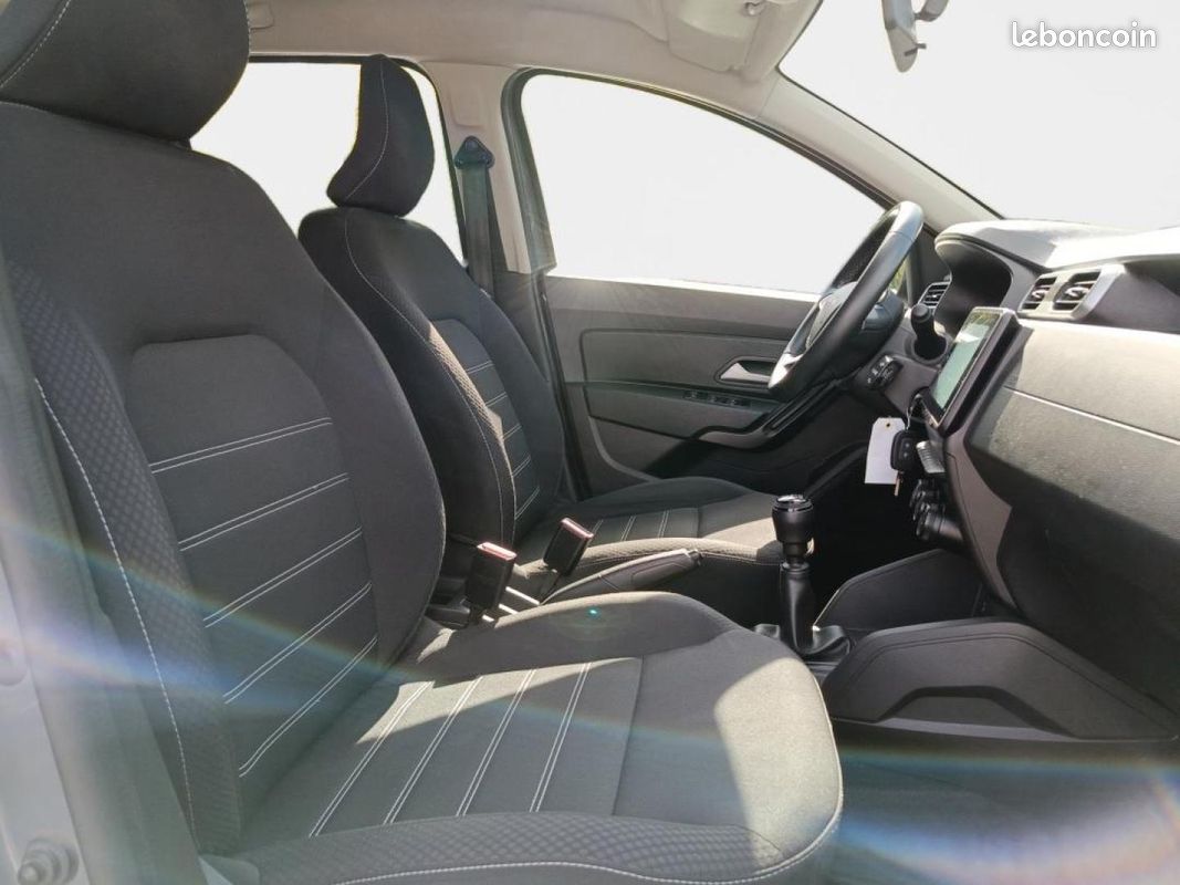 Dacia Duster 1.0 ECO-G 100ch Expression (image 17)