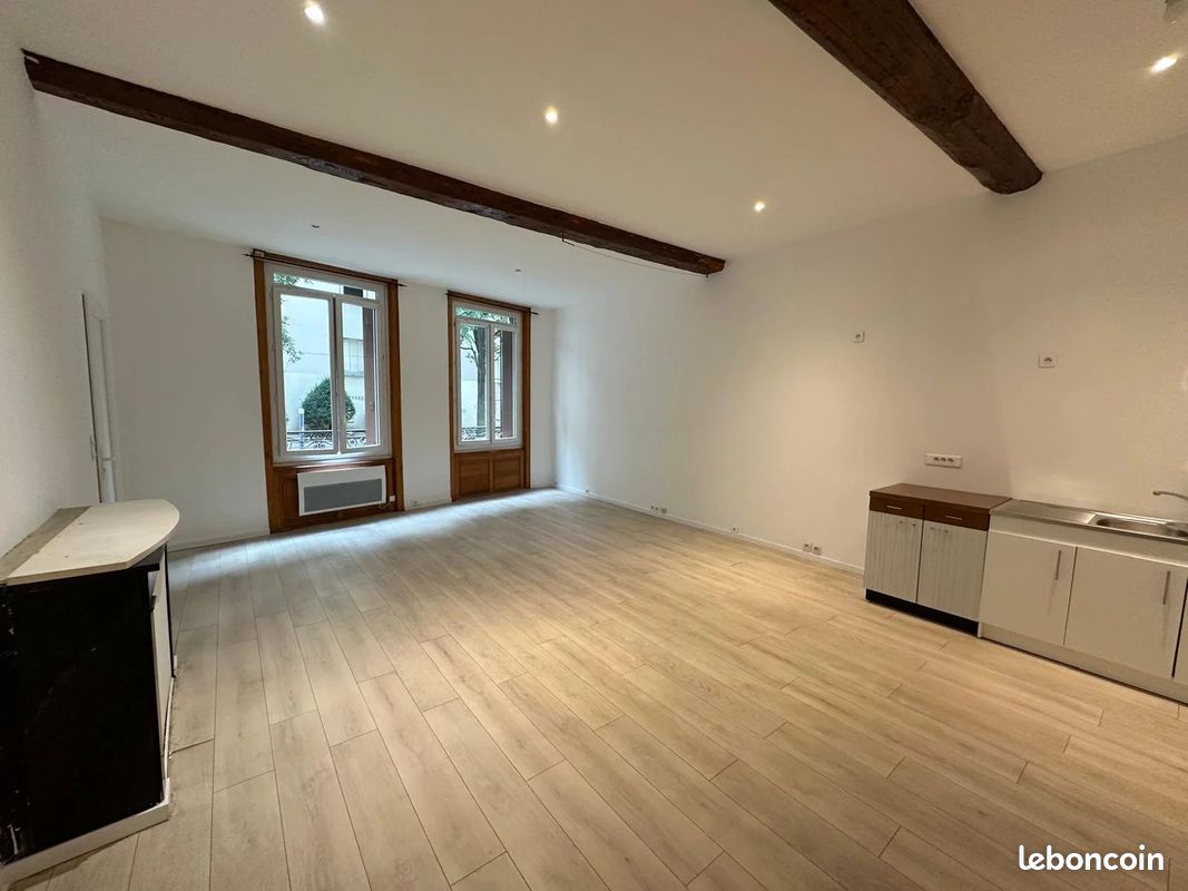 Appartement 2 pièces 51 m² · à Saint-Étienne · 51 m² · 370 €/mois