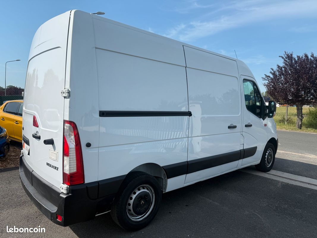 RENAULT MASTER 3T5 L2H2 2.3 DCI 130 Cv BV6 , GRAND CONFORT, 215800 KMS (image 2)