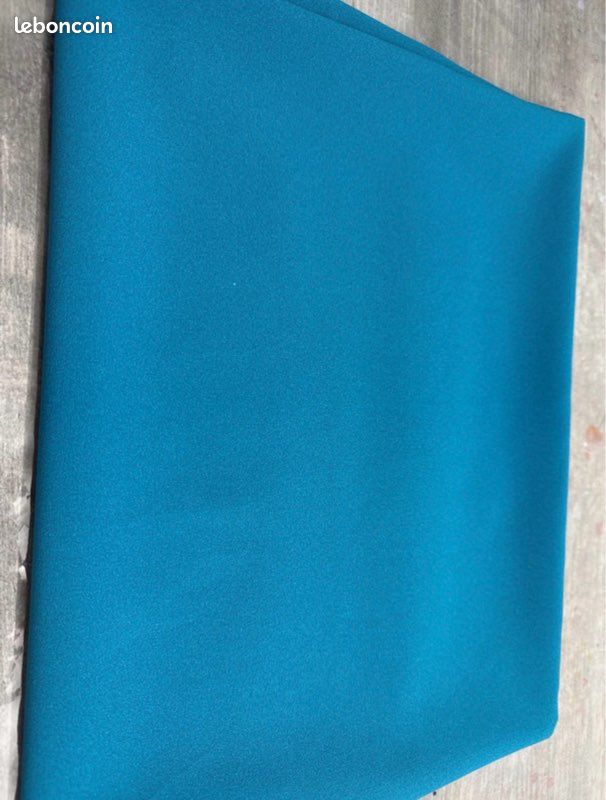Grand coupon Tissu Crêpe Fluide - Bleu Canard / Turquoise - 178 x 152 cm (image 1)