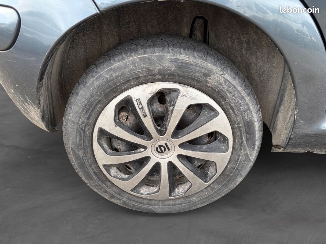 CITROEN C3 C3 1.4 HDi Pack Clim (image 19)