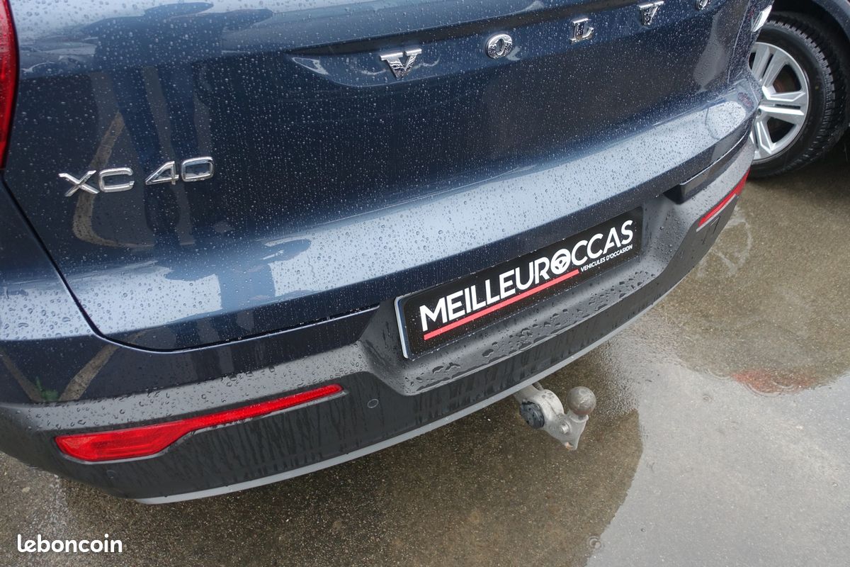 XC40 T4 Hybride Rechargeable Geartronic Inscription 211ch Cuir chauffant/Gps Europe/Caméra de recul/Carplay/Accès confort/Attelage/1*Main/Garantie 12 mois (image 11)