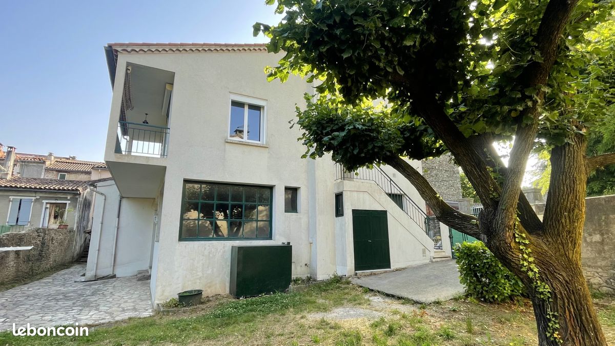 Local commercial 9 pièces 197 m² · à Saint-Jean-du-Gard · 197 m² · 299 000 €