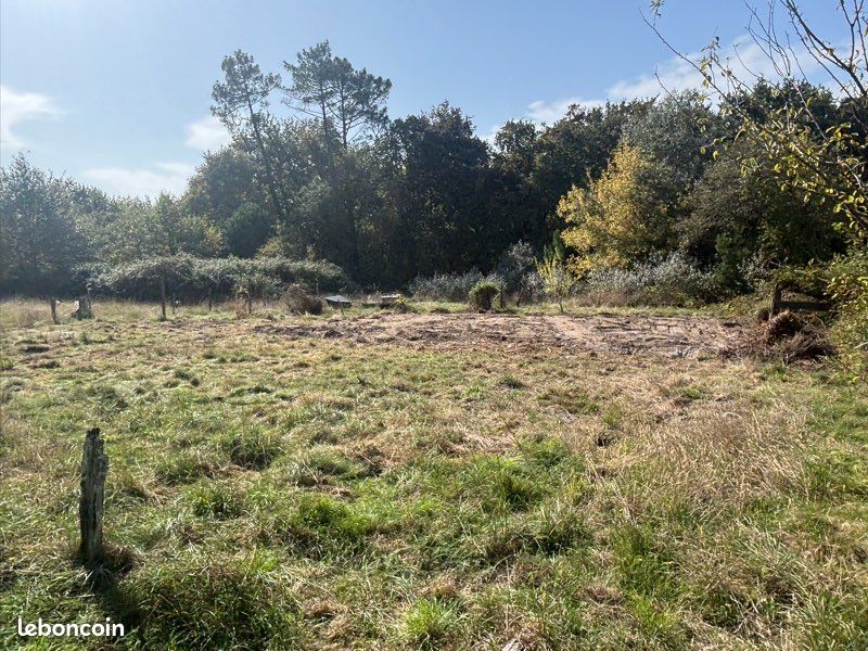 Terrain à bâtir avec permis accepté 700m du lac · à Sanguinet · 169 000 €