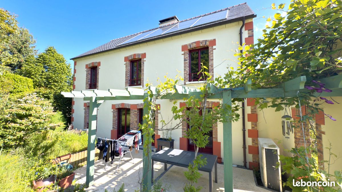 Maison 7 pièces 143 m² · à Dinan · 143 m² · 398 700 €
