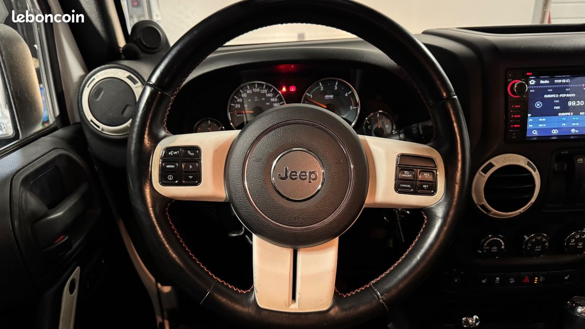 JEEP WRANGLER 2.8 CRD 200ch ARCTIC AWD BVA - CARPLAY - HARDTOP (image 22)