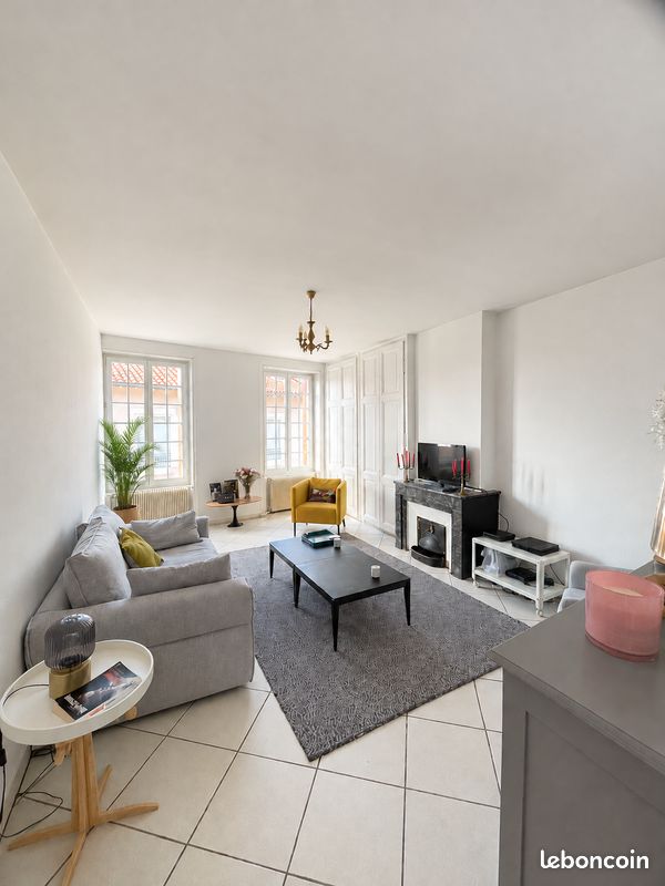 Appartement 3 pièces 80 m² · à Saint-Galmier · 80 m² · 650 €/mois