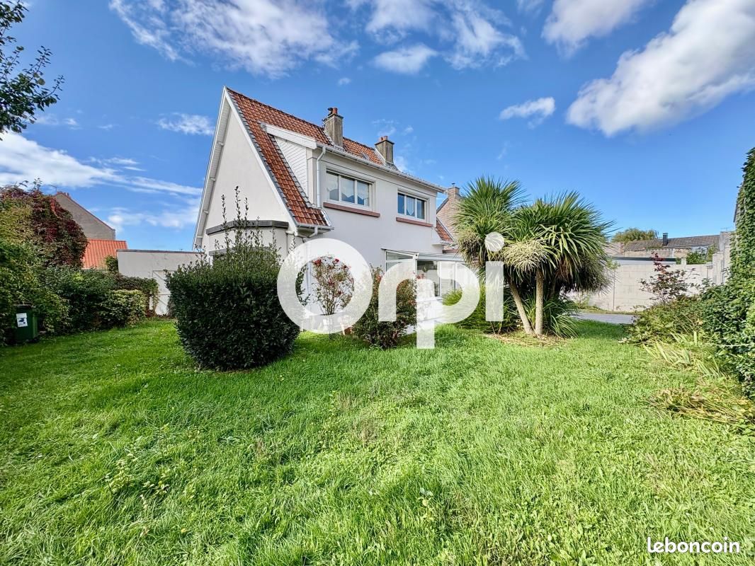 Maison 4 pièces 110 m² · à Calais · 110 m² · 200 000 €