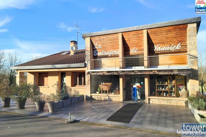 Maison 5 pièces 270 m²