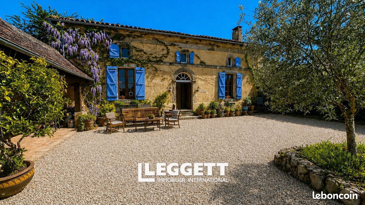Maison 7 pièces 280 m² · à Lauzun · 280 m² · 710 000 €