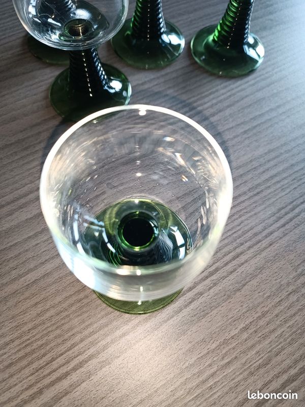6 Verres à Vin D'Alsace Anciens – Verre Soufflé Coloré, H:17cm, Parfait état