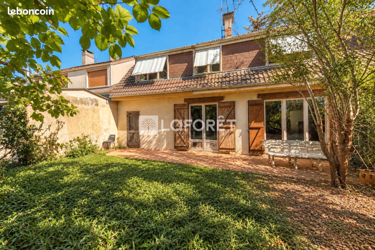 Maison 6 pièces 101 m² · à Presles-en-Brie · 101 m² · 189 900 €