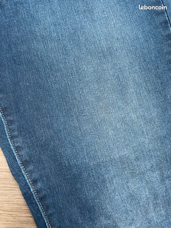 Levi's Mid Rise Skinny bermuda en jean bleu Femme W32 L25 (image 3)