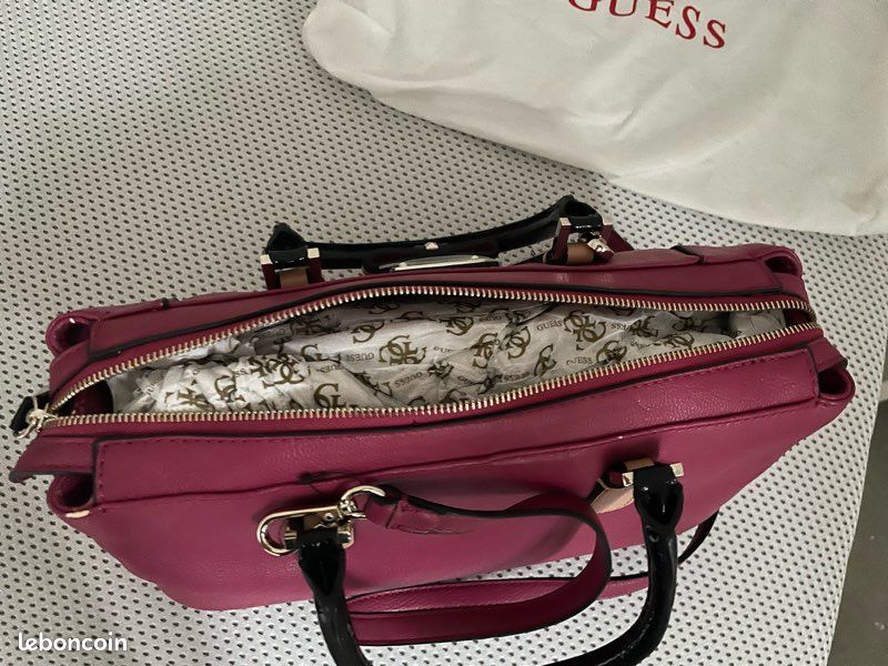 Sac à main Guess rose fuchsia (image 3)