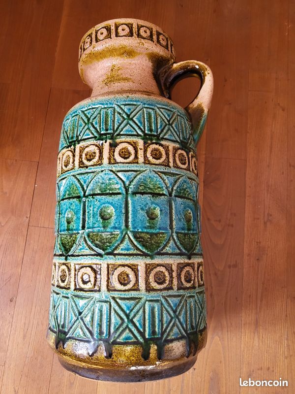 Grande potiche décorative (image 1)