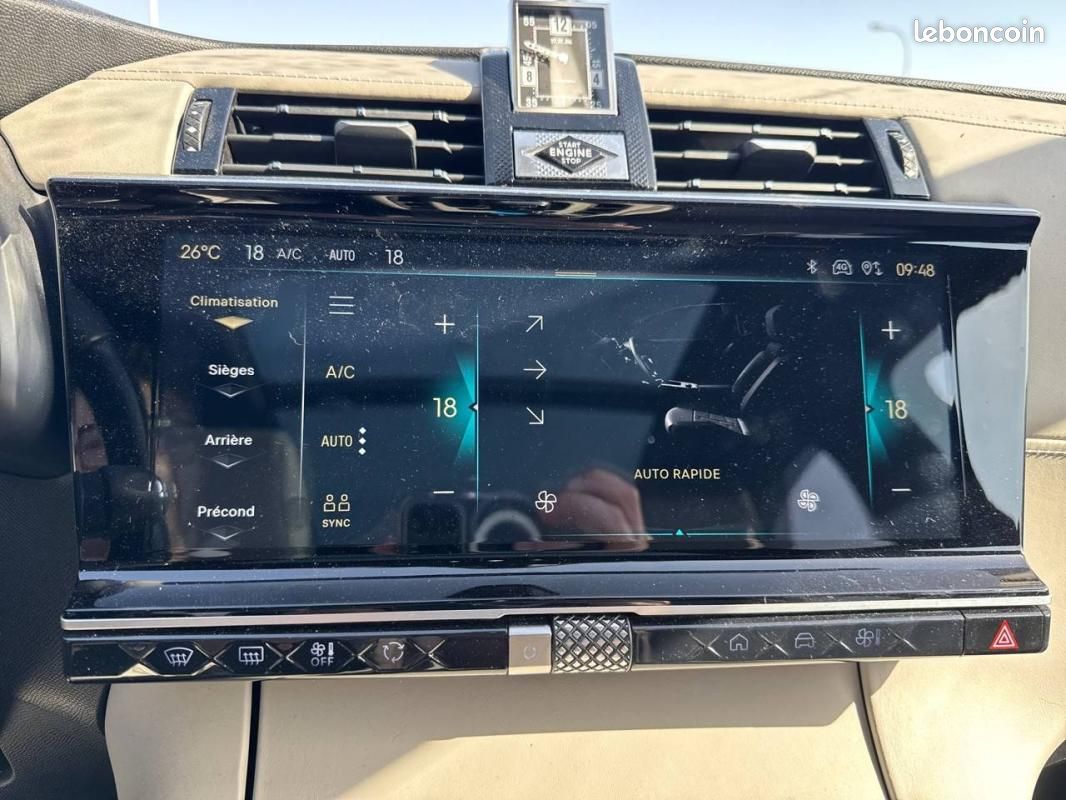 DS 7 Hybride Rechargeable E-Tense 300 EAT8 4x4 - Opera (image 21)