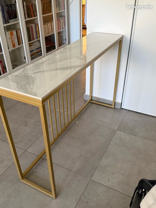 Console d’entrée (image 1)