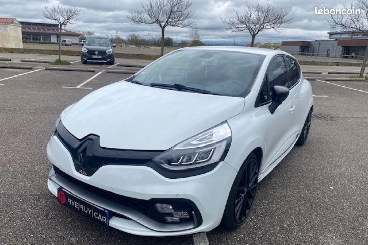RENAULT CLIO 1.6 Energy - 220 - BV EDC IV BERLINE R.S. Trophy PHASE 2 (image 1)