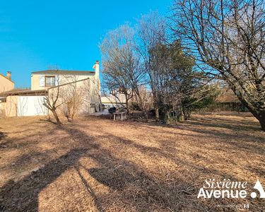 Maison 330 000 € - 97 m²