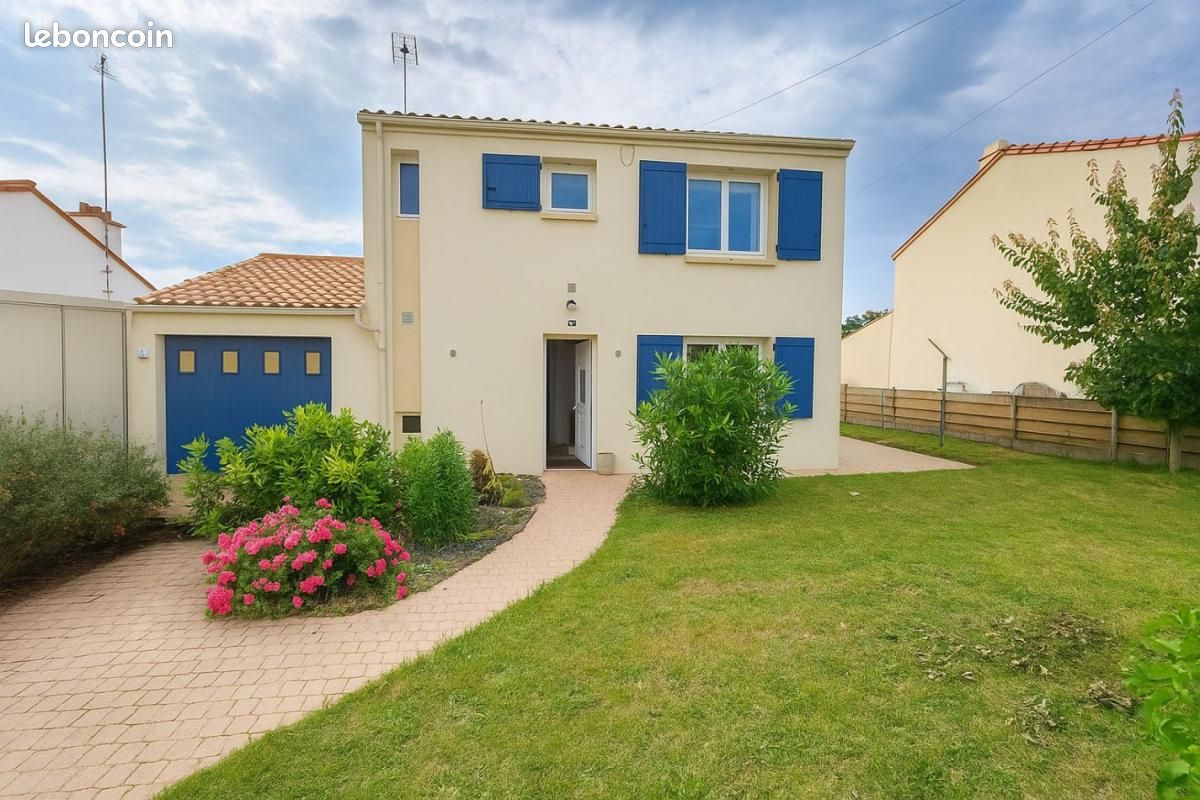 Maison 6 pièces 112 m² · à Fontenay-le-Comte · 112 m² · 141 000 €