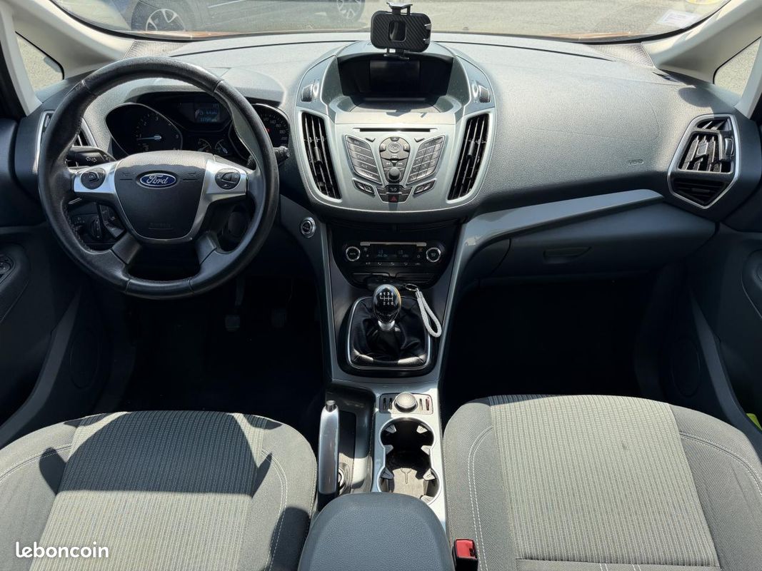 FORD C-MAX 1.6 TDCi 115ch FAP Titanium (image 9)