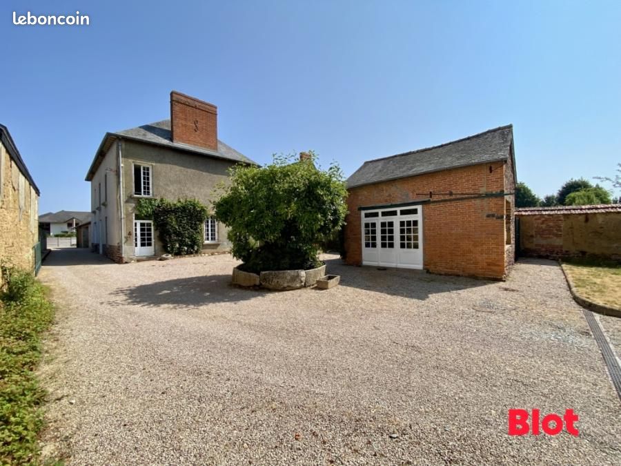 Maison 6 pièces 204 m² · à Saint-Méen-le-Grand · 204 m² · 367 500 €