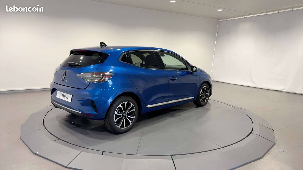 Renault clio tce 90 ch gsr2 esprit alpine (image 12)