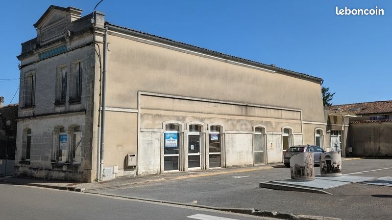 Immeuble 14 pièces 125 m² · à Segonzac · 125 m² · 182 240 €